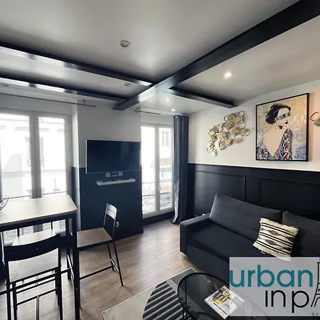 Urban Flat 13 - Pretty 2 Bedroom Parisian Flat Paris