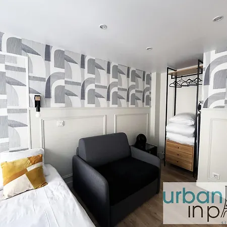 Urban Flat 13 - Pretty 2 Bedroom Parisian Flat *