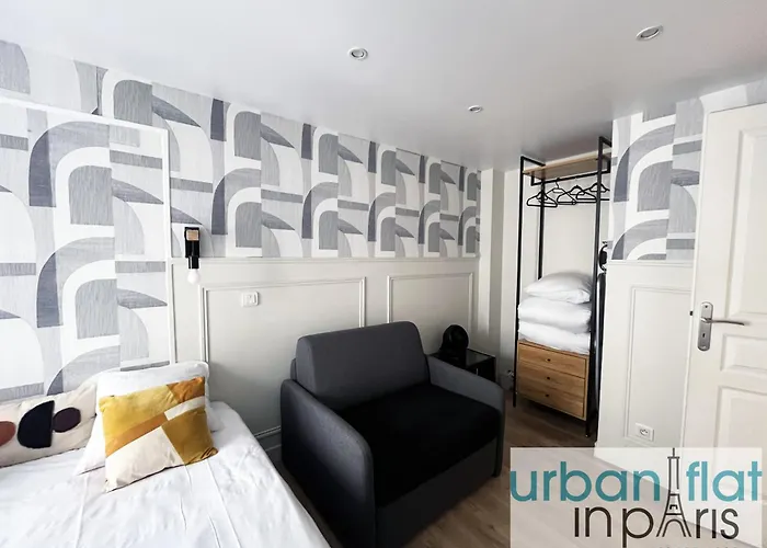 Urban Flat 13 - Pretty 2 Bedroom Parisian Flat *